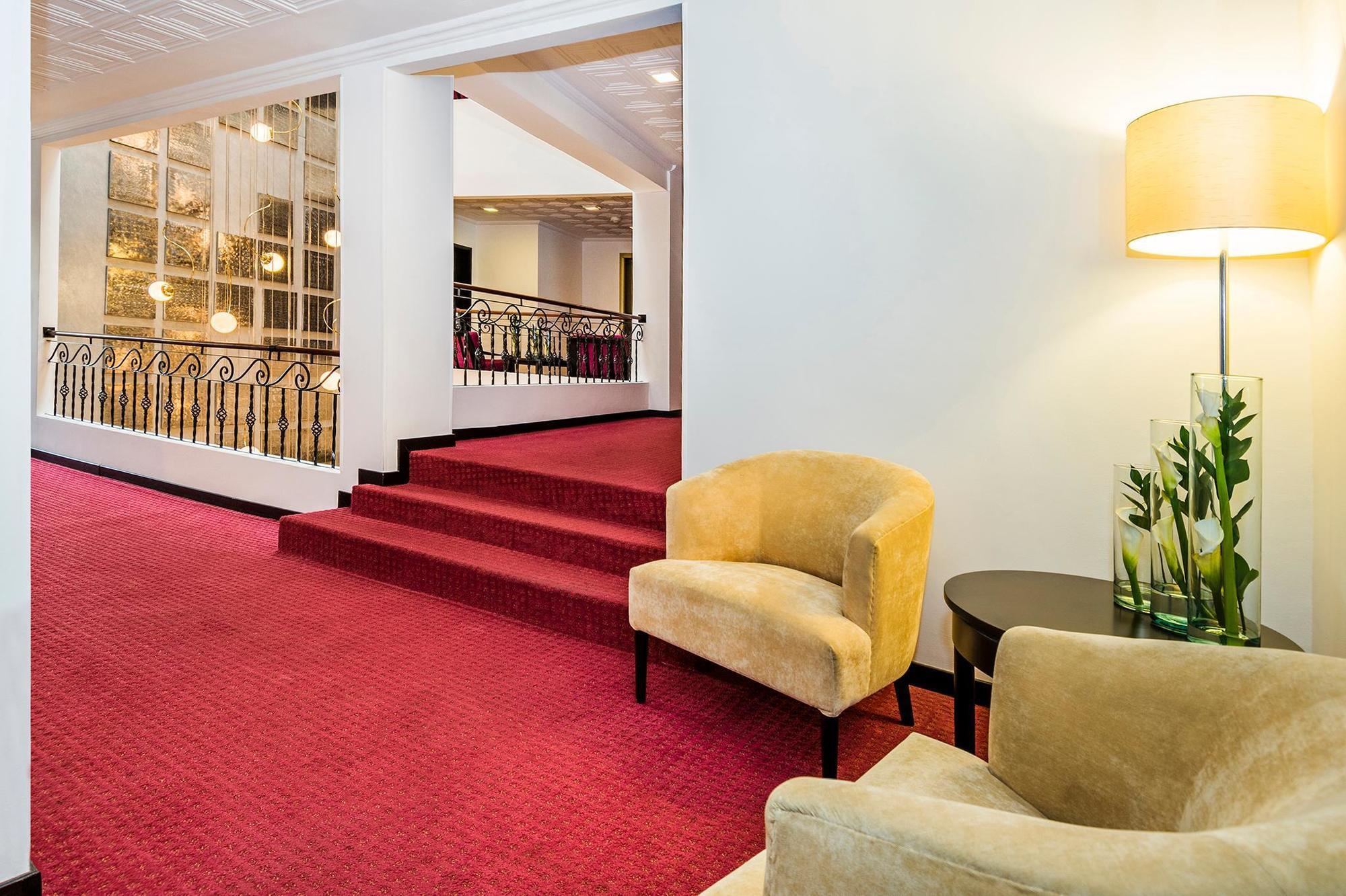 Hotel Augusta Богота Экстерьер фото