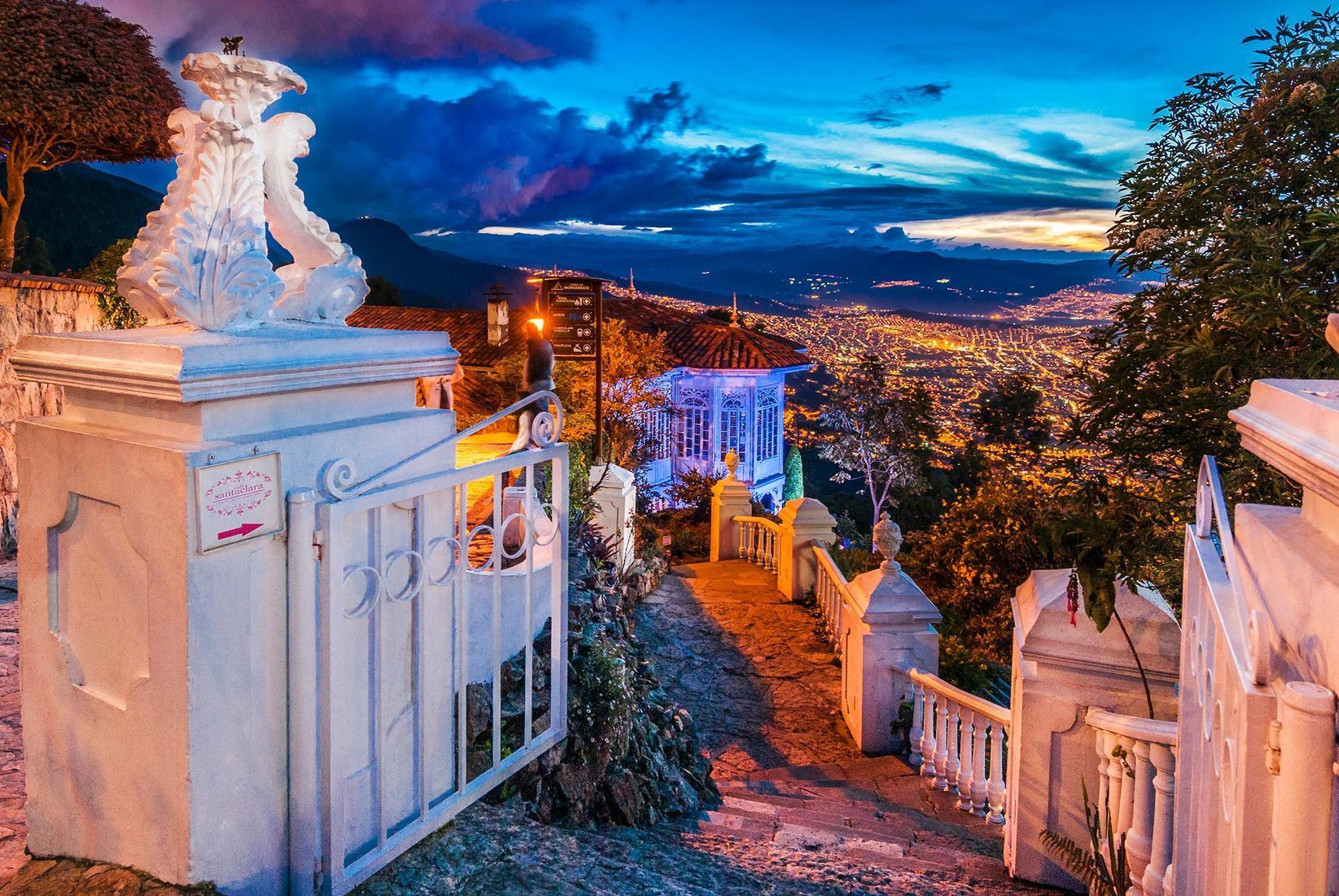 Hotel Augusta Богота Экстерьер фото