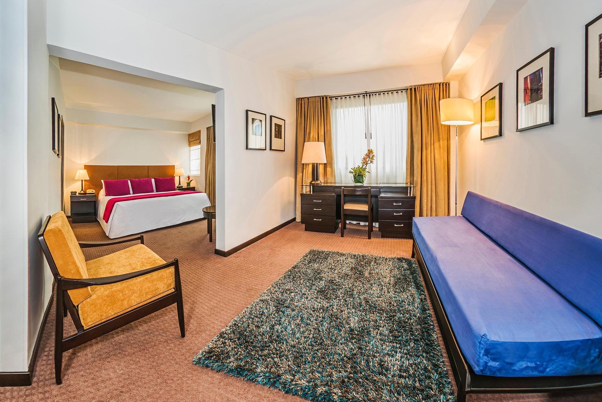 Hotel Augusta Богота Экстерьер фото