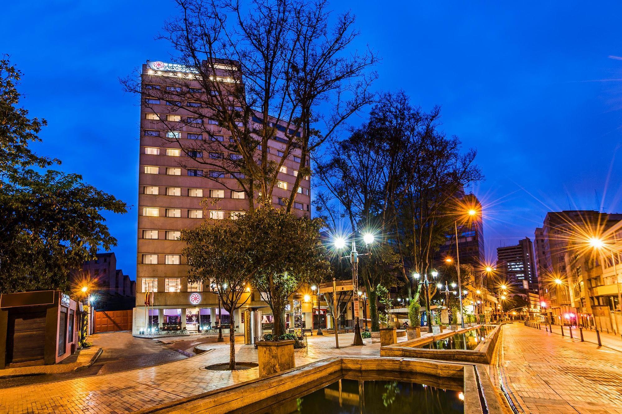 Hotel Augusta Богота Экстерьер фото